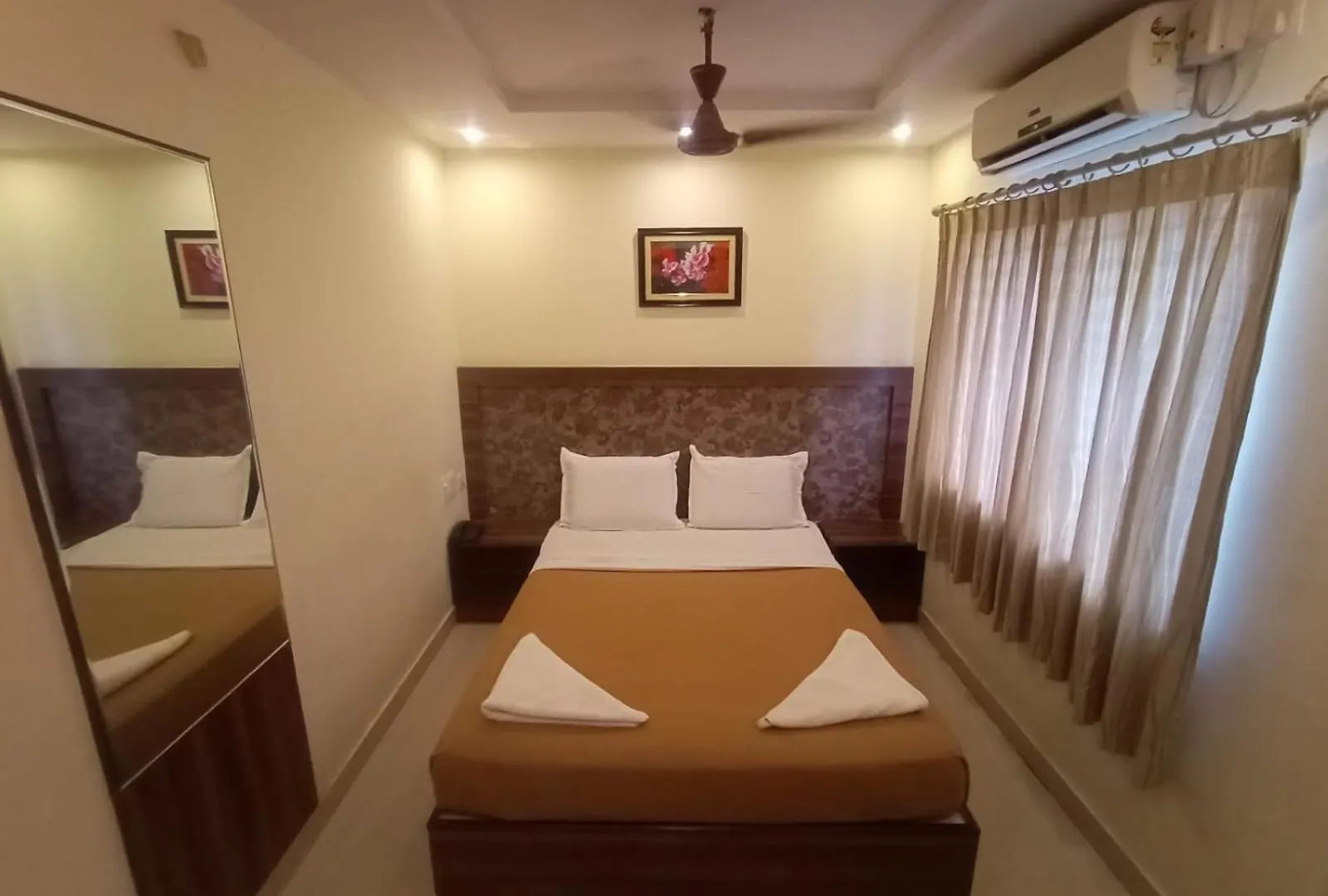 Hotel Aditya Mysore 3*,  India